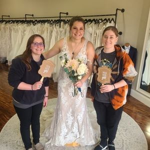 Meet your Posher, Amy